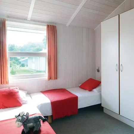 Meeresrauschen 5 - Dorf 6 Priwall