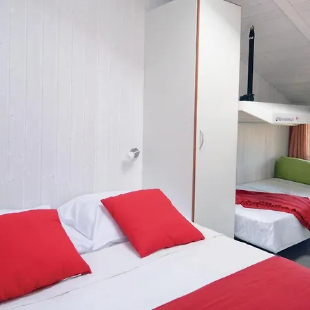 Meeresrauschen 5 - Dorf 6 * Priwall